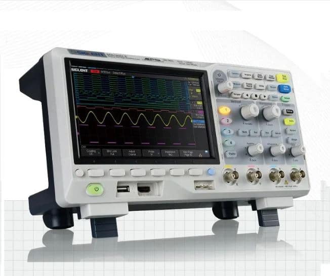 اسیلوسکوپ رومیزی SDS1202X-C سیگلنت 200 مگاهرتز 2 کانال با نرخ نمونه برداری 1GSa/s
